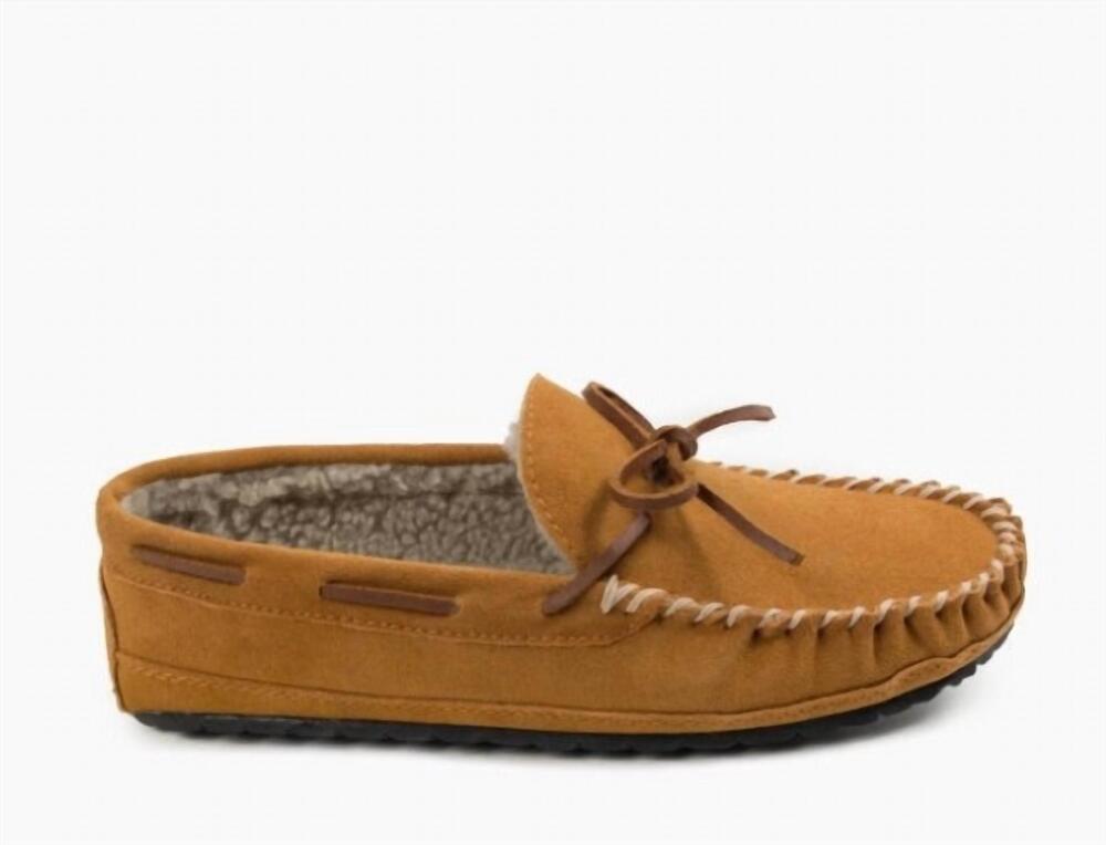 NEW MINNETONKA men's casey slip on in cinnamon